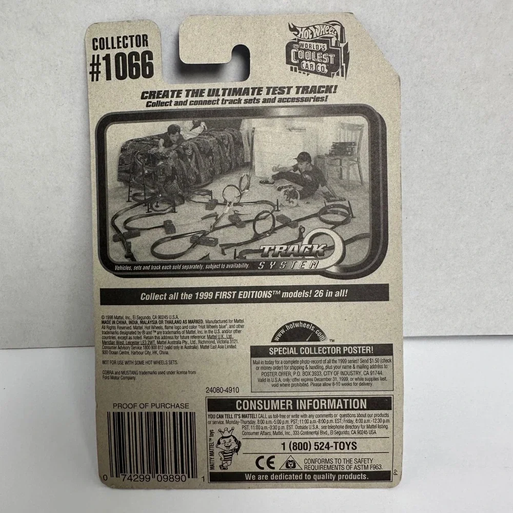 Hot Wheels Mustang Cobra Gold Collector #1066 Vintage 1999‎ New in Package